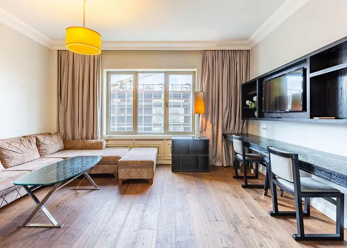Bright Apartment In Sisli With Central Location